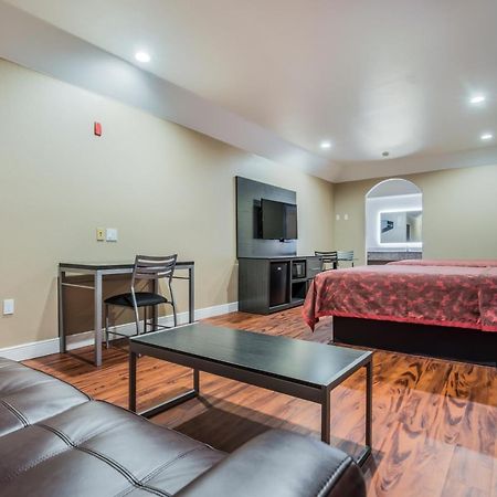 Scottish Inns & Suites Iah Airport-Beltway 8 Aldine Bagian luar foto