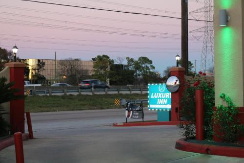 Scottish Inns & Suites Iah Airport-Beltway 8 Aldine Bagian luar foto